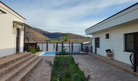 База отдыха "Амур". Геленджик, Криница