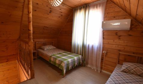 Дом со своим двором