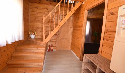 Дом с видом на бассейн и детскую площадку (2 спальни)