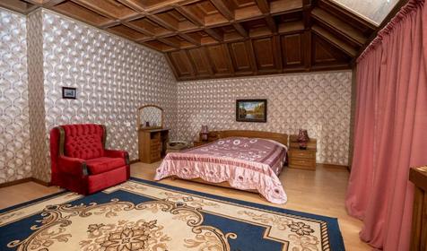 Двух/трехместный номер без балкона мансарда