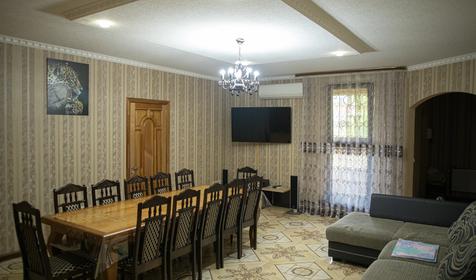 Гостевой дом отдыха на 8 персон. Клуб загородного отдыха "Тайное Местечко". Пластуновская