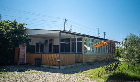 Гостевой дом отдыха на 10 персон. Клуб загородного отдыха "Тайное Местечко". Пластуновская