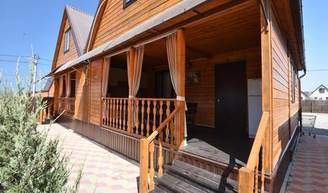 Дом с видом на бассейн и детскую площадку (3 спальни)