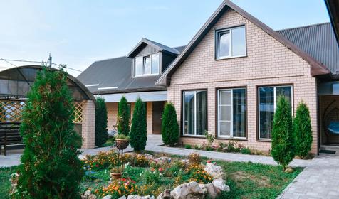 На ул. Веселая