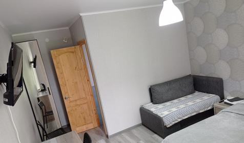 Трехместный