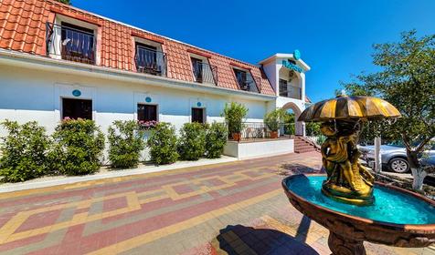 Отель Людмила. Геленджик