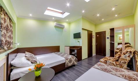 Стандарт семейный. Отель Людмила. Геленджик