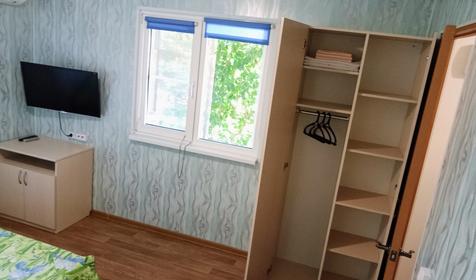 Двухкомнатный шестиместный домик с кухней и террасой