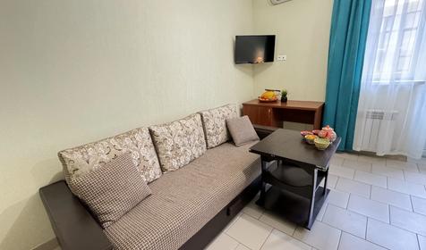 Улучшенный с балконом пятиместный