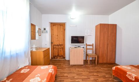 Четырехместный двухэтажный домик