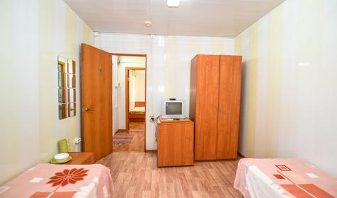 Четырехместный двухэтажный домик