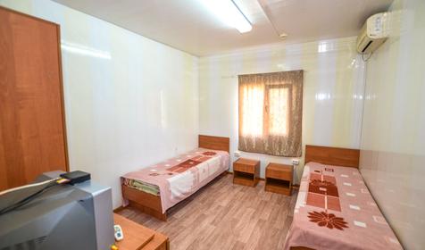 Четырехместный двухэтажный домик