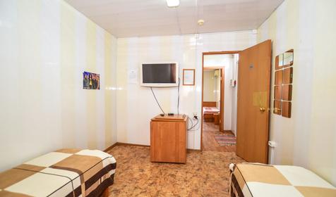 Четырехместный двухэтажный домик