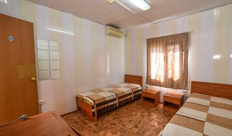 Четырехместный двухэтажный домик