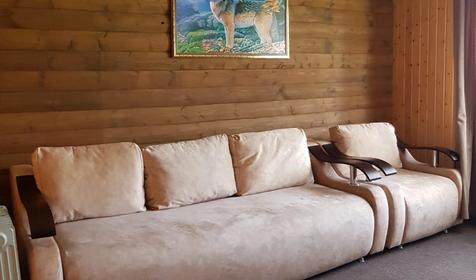 Дом с башней