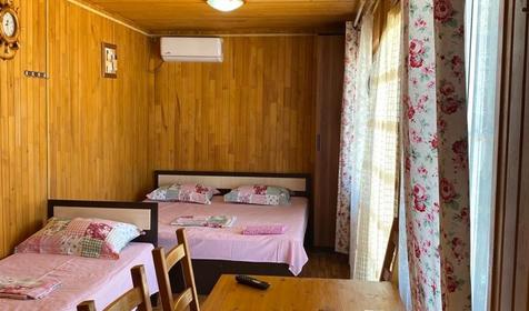 Трехместный домик с видом на море (отдельностоящий)