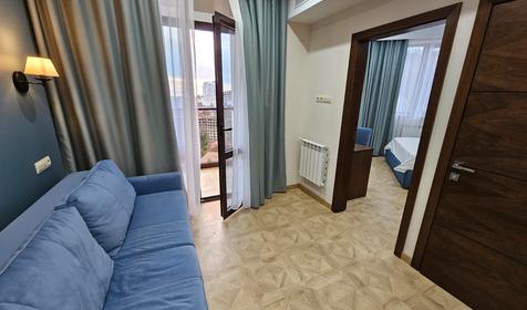 Студия с балконом