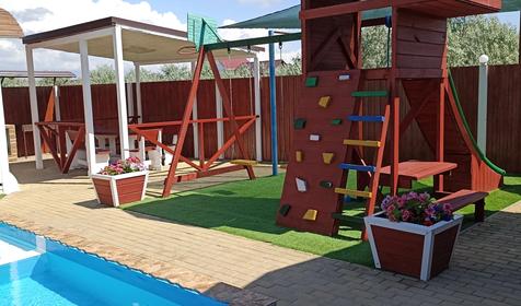 Шестиместный дом