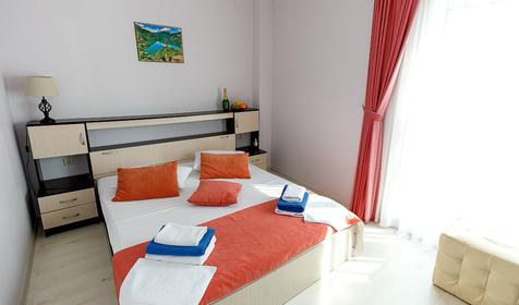 Двухкомнатный двухместный с дополнительными местами (категория 3*)