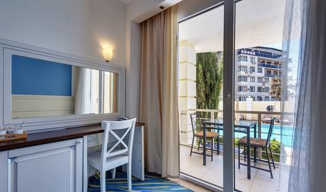 Двухместный с балконом (вид на море)