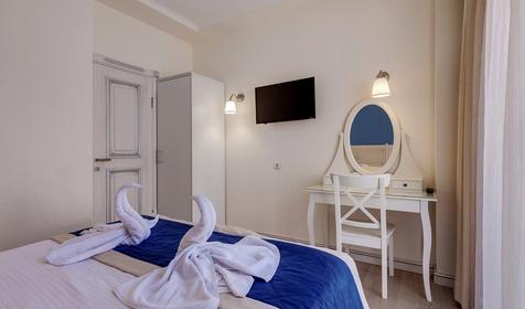 Апартаменты с двумя спальнями, кухней и балконом №319