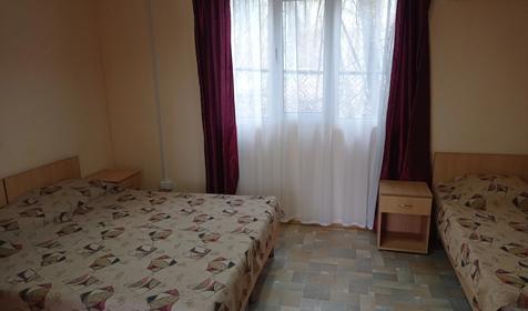 Трехместный с удобствами