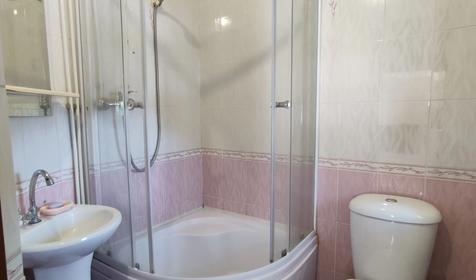 Блочный пятиместный на втором этаже