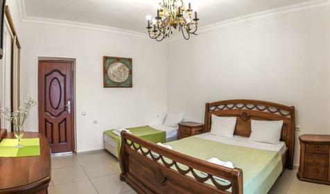  Комфорт трехместный с балконом