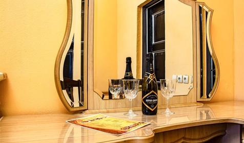 Семейный четырехместный двухкомнатный с балконом