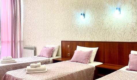 Семейный трехместный (с балконом, без вида)