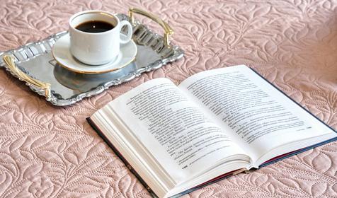 Семейный четырехместный (с балконом, вид на горы)