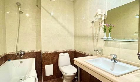 Стандарт двухместный (с балконом, без вида)