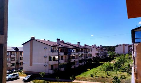 Улучшенный трехместный с балконом