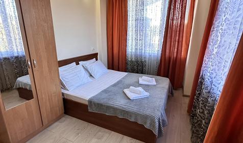 Стандарт двухместный с балконом. Гостиница Виктория