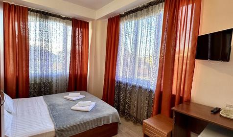 Стандарт двухместный с балконом. Гостиница Виктория