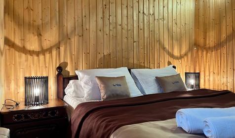 Двухкомнатный Люкс с балконом (вид на озеро)