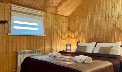 Двухкомнатный Люкс с балконом (вид на озеро)