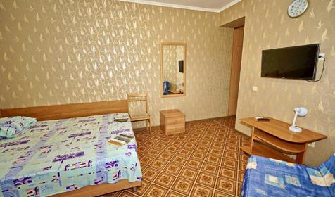 Стандарт четырехместный с балконом