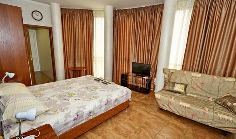 Стандарт четырехместный с балконом