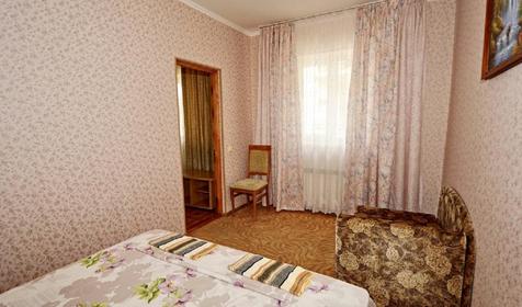 Двухкомнатный стандарт шестиместный с балконом