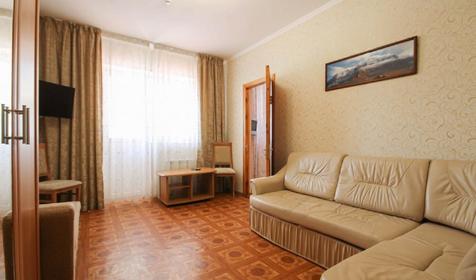 Двухкомнатный стандарт шестиместный с балконом