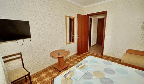 Двухкомнатный люкс шестиместный с балконом