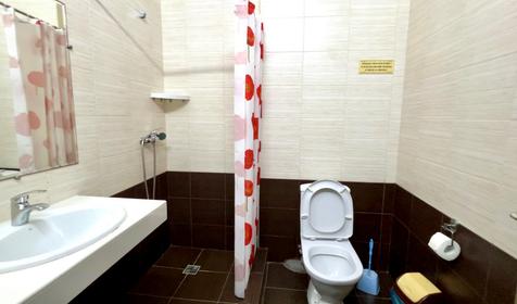 Трехместный