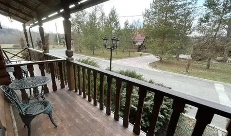 Трехместный улучшенный