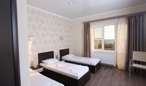 Стандарт плюс трехместный (вид на море) с односпальными кроватями