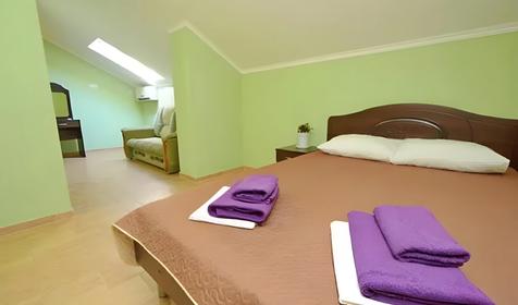 Стандарт трехместный (мансарда)