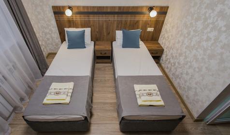 Трехместный люкс