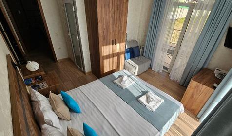  Трехместный с выходом на террасу