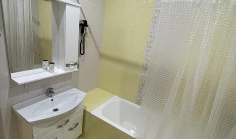 Полулюкс трехместный