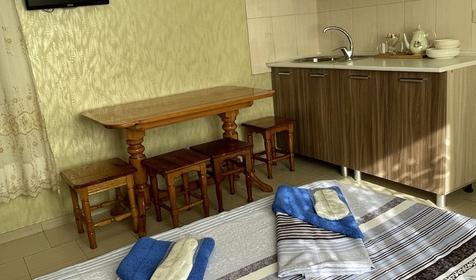 Студия четырехместная с собственной кухней